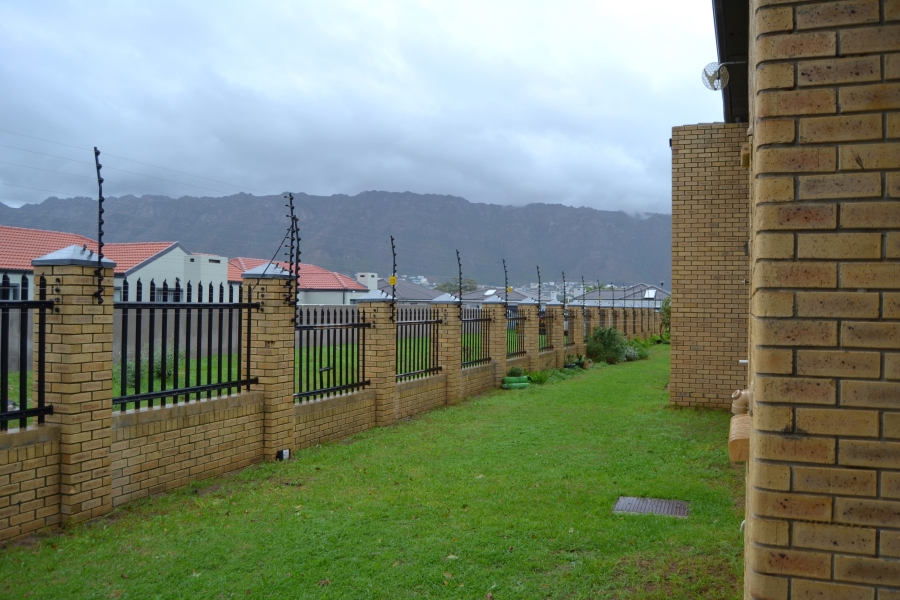 2 Bedroom Property for Sale in Fairview Golf Estate Western Cape